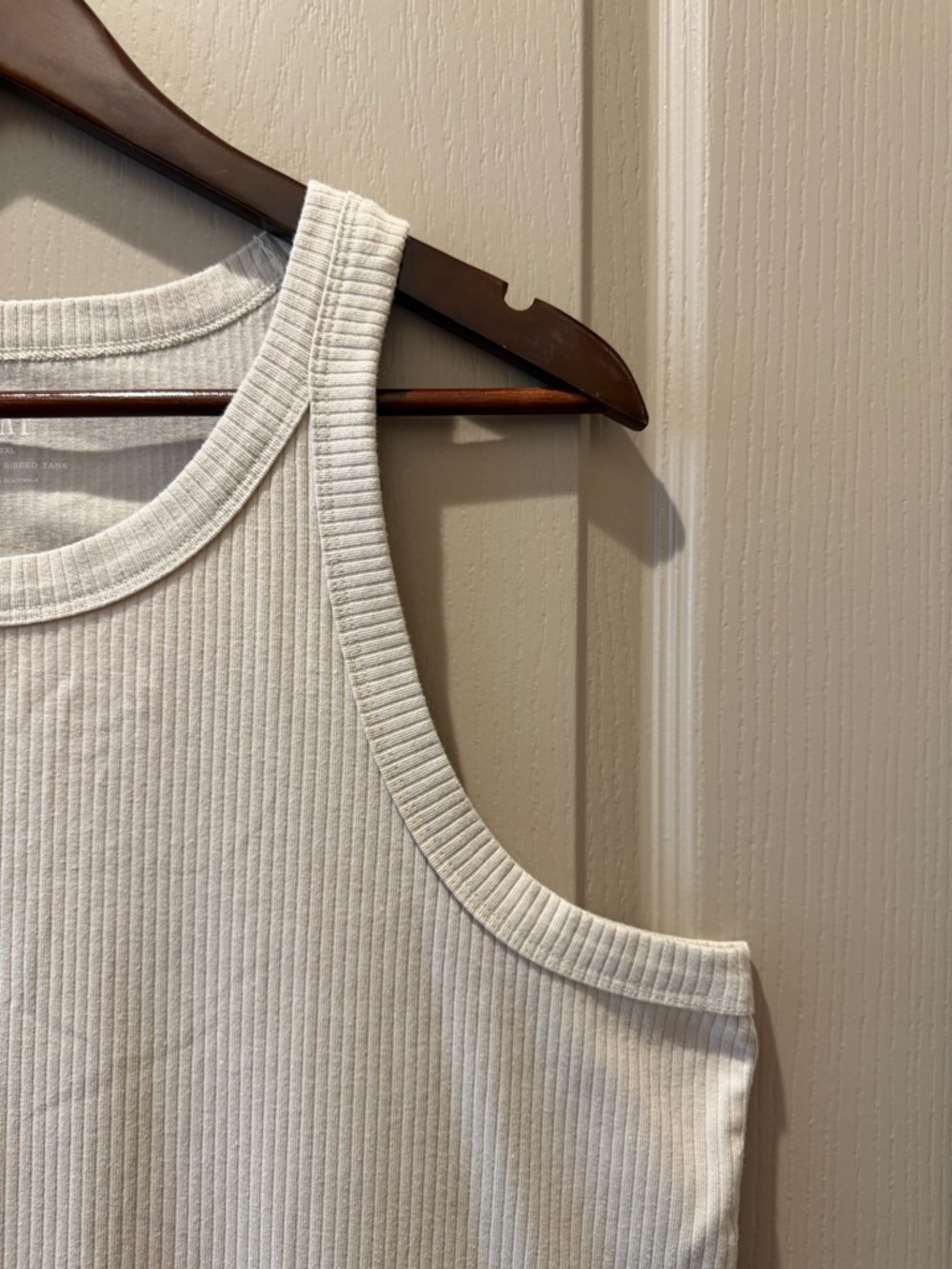 GAP Cream Ribbed Tank Top - Picture 2 of 5